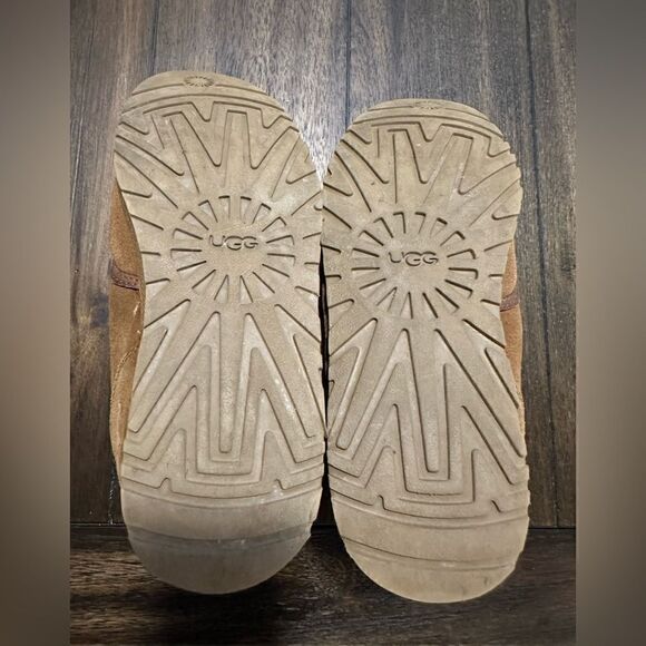 UGG Men's Maksim Chukka Boot Chestnut size 9 - Picture 5 of 5